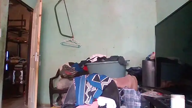 Nicky52 live sex cam