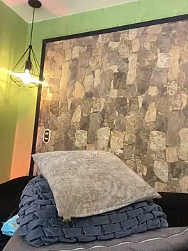 ApoloCruz live sex cam