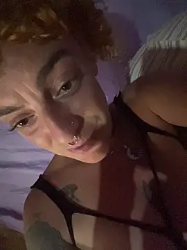 SalyTredelMonte's cam snapshot