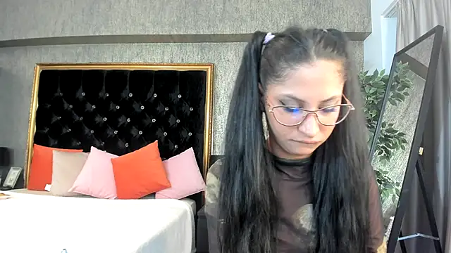 MelodyCruze's cam snapshot