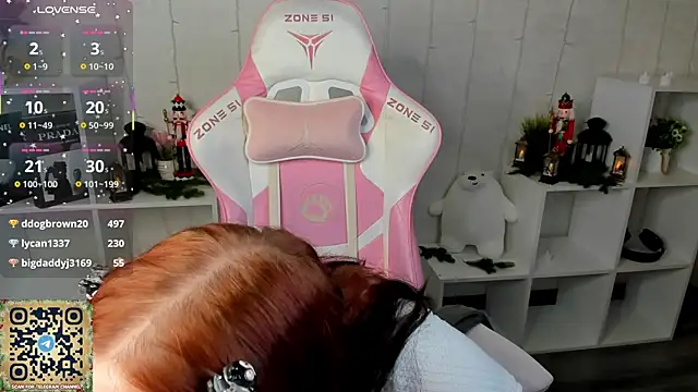 Alis_Platt's cam snapshot