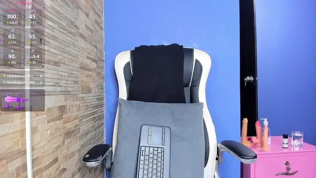 Julia_roberss's cam snapshot