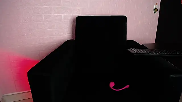 Princess_Mia1126's cam snapshot