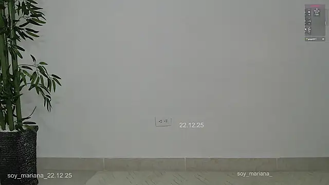 soy_mariana_'s cam snapshot