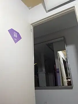 Sami_Evanns's cam snapshot