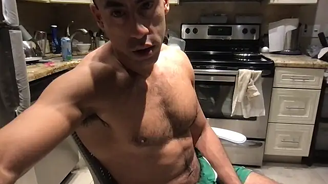 BigGuyMuscle live sex cam
