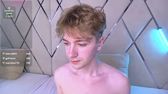 Paul_Holt live sex cam