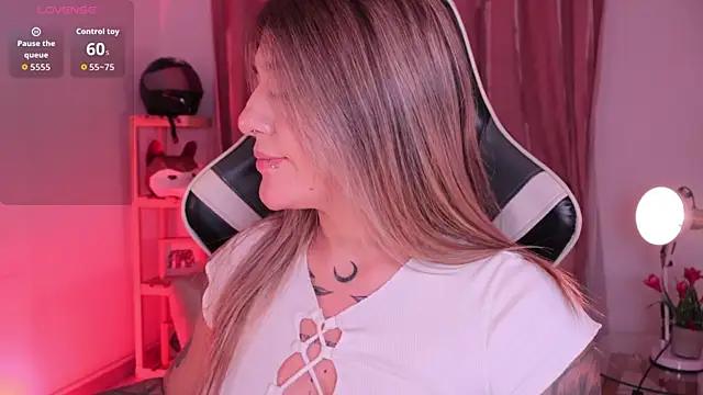 ashleyvalirya's cam snapshot