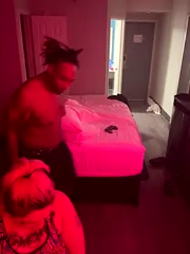 BigMfLuther's cam snapshot