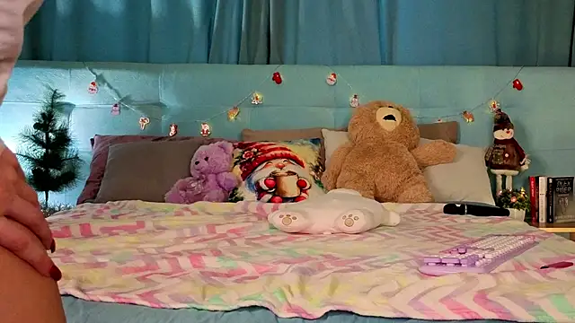 Aurora_Bennet's cam snapshot