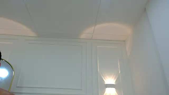 charlotte_dante212's cam snapshot