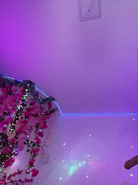 LucyGray's cam snapshot