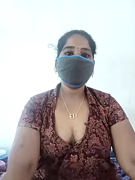 MaaliiiPonuTamil live sex cam