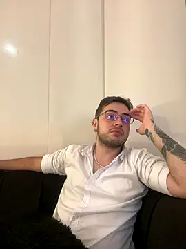 Ethan_Greys's cam snapshot