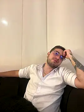 Ethan_Greys's cam snapshot