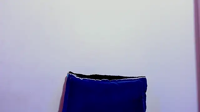 Lauren_Hills069 live sex cam