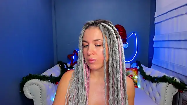 rock_n_roxy's cam snapshot