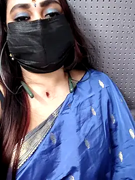 Cutie_nila26 live sex cam