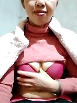 TRIEUTRIEU20 live sex cam