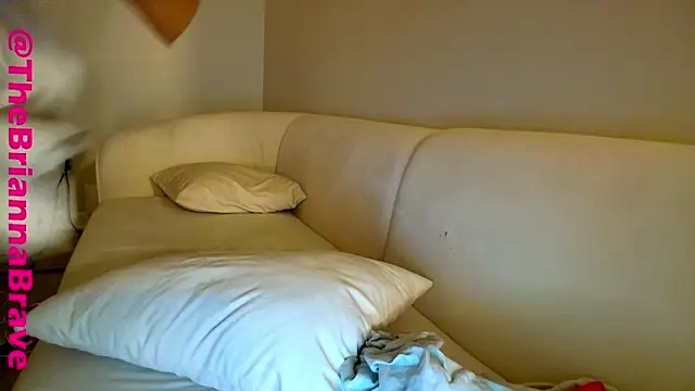 BriannaBrave's cam snapshot