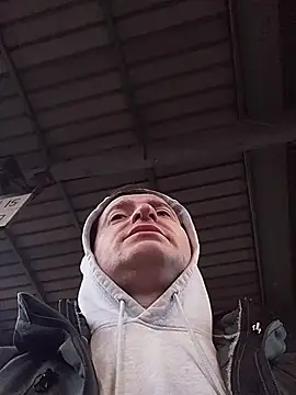 openlegsforyou's cam snapshot