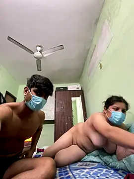 Cute_hotzara live sex cam