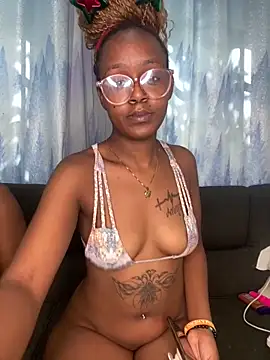 naughtybitches5 live sex cam