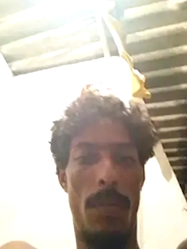 Albertwd420 live sex cam