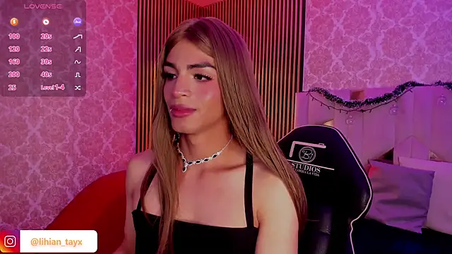 LIHIAN_TAY's cam snapshot