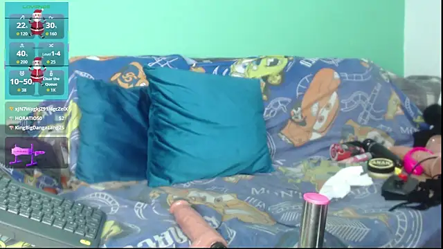 avaleri_cherry's cam snapshot