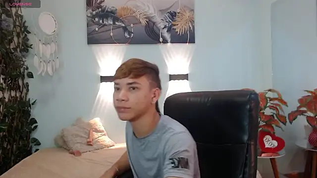 nathanclay's cam snapshot