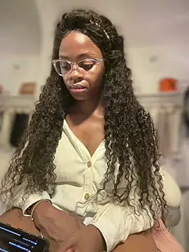 CharlottX's cam snapshot