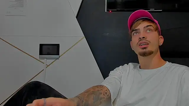 BrandonTate's cam snapshot