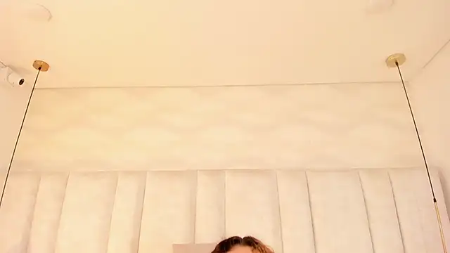 Im_TaraBlack's cam snapshot