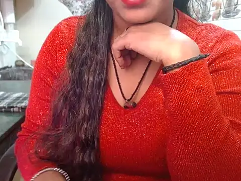LovingPihu live sex cam