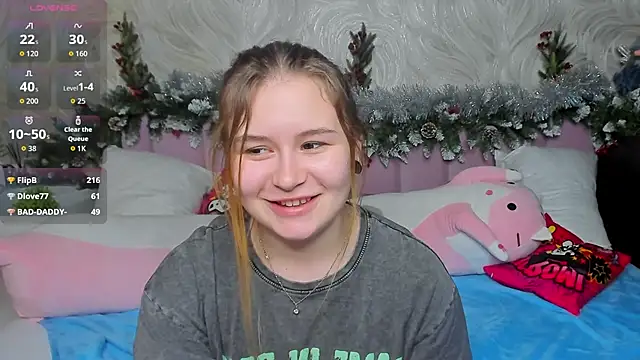 MilanaXHoney live sex cam