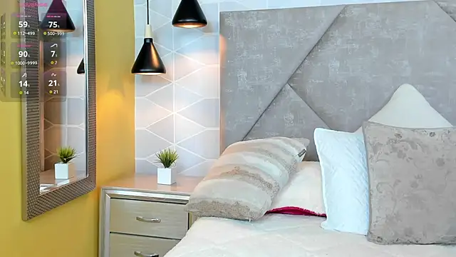 Jade_Whisper's cam snapshot