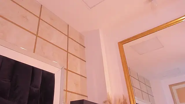 RoxyLior's cam snapshot