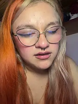 Sophia_Weest99's cam snapshot