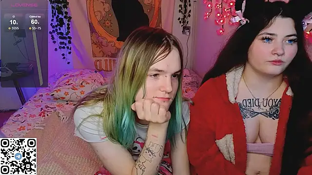 _Sweetie_Kitty_ live sex cam