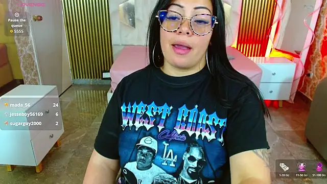 martinna_tay's cam snapshot