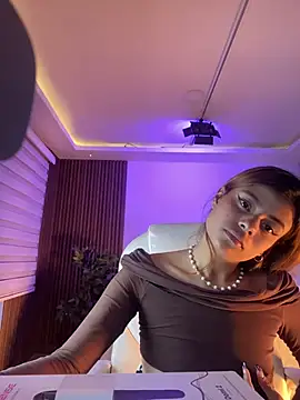 Antonella_Torres2's cam snapshot