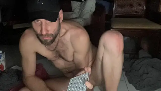 FckbbOy live sex cam