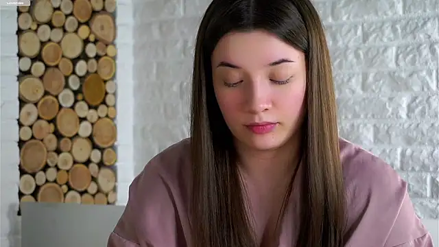 LowOncoming's cam snapshot