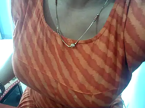 Nagma_housewife's cam snapshot