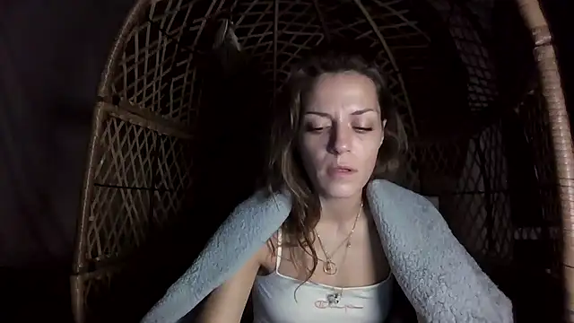 LaylaRainVIP's cam snapshot