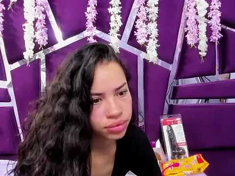 Nanis_James's cam snapshot