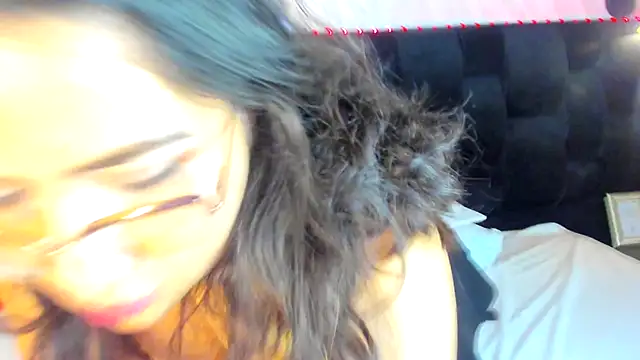 Lea_Hunter_'s cam snapshot