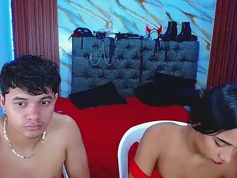 Meryandcris live sex cam