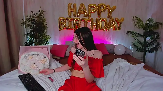 Alic_Fox's cam snapshot